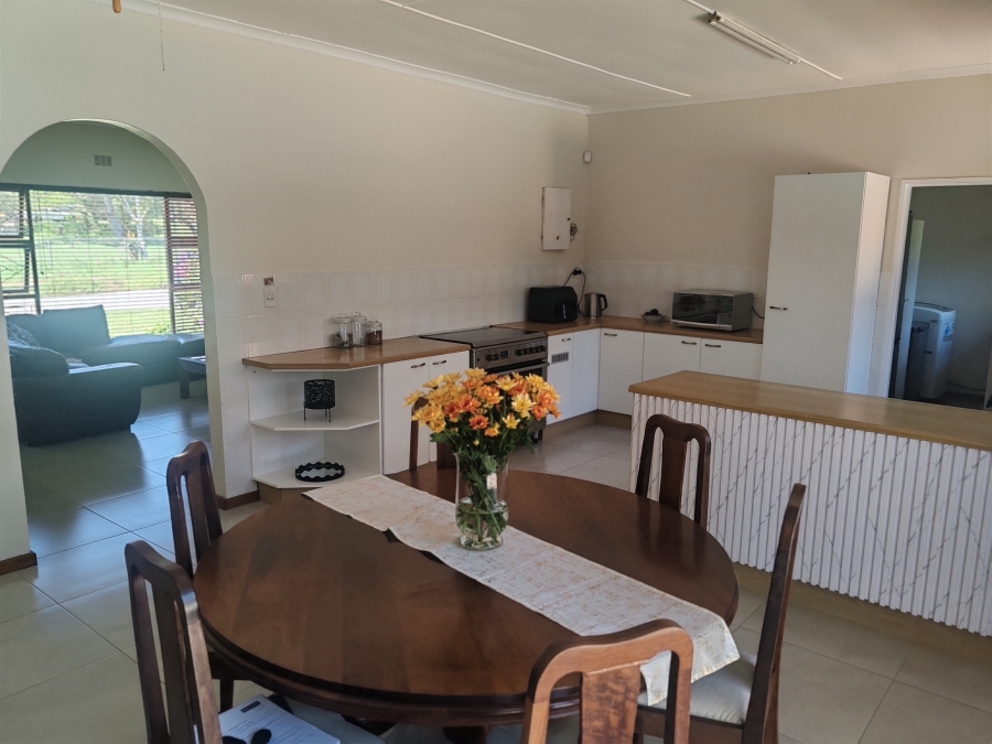 4 Bedroom Property for Sale in Heuwelkruin Eastern Cape